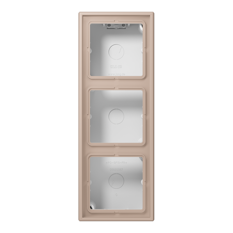 Изображение LC583A240  Surface cap, 3-gang - завод JUNG